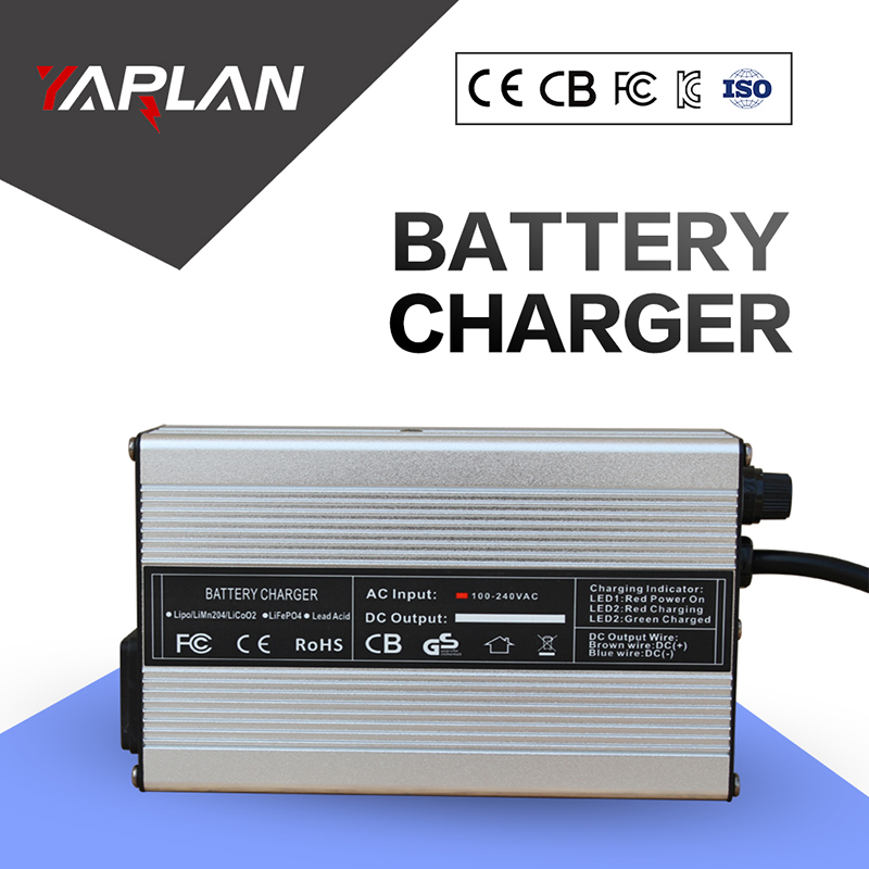 Electric Scooter Charger - Chargeur de batterie au plomb 24V