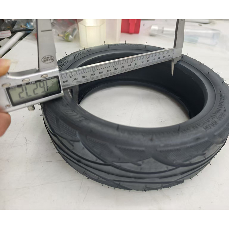 Pneu Tubeless d'Origine pour T - Scooter Tire avis et prix